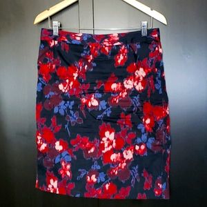 VanHusen Floral Pencil Skirt - Size 6